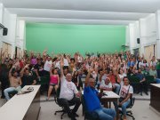 TAEs da UFPE rejeitam proposta do governo e votam continuar a greve