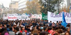 Chile: Nova marcha estudantil termina com repressão e incidentes