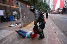 Polícia de Alckmin reprime secundaristas com violência
