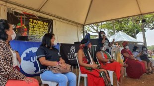Mesa debate situação das mulheres indígenas e quilombolas durante Fórum Nacional em Brasília