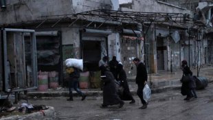 Al Assad redobra os bombardeios e ataques sobre Alepo