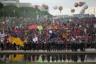 Temer em agonia, o ativismo do judiciário e da Globo e a batalha das reformas