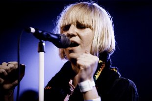 Sia, para além de uma compositora de hits 