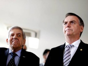 General Heleno escancara misoginia do governo Bolsonaro em post contra mulheres da esquerda