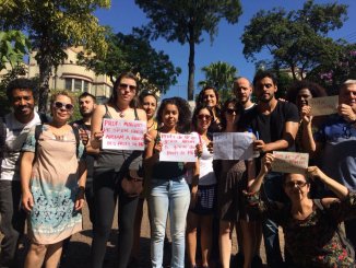 Professores de São Paulo em greve apoiam greve dos trabalhadores dos Correios