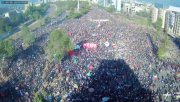Dezenas de milhares se manifestaram no Chile um ano após rebelião social