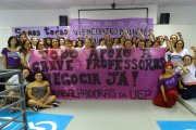 Professores em greve recebem apoio nas redes sociais