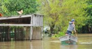 Aumento do nível do Guaíba ameaça novas enchentes e desastres no RS