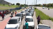 Motoristas e entregadores de aplicativos fazem protesto em Pernambuco
