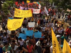 Frente a declaração do MTST de que ocupará as escolas que Alckmin fechar