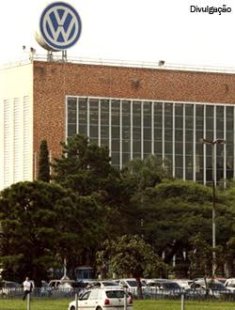 Volkswagen e Mercedes Benz preparam mais ataques aos operários do ABC