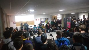 Em assembleia, estudantes da UFABC votam comando de mobilização para lutar contra Bolsonaro