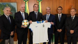Bolsonaro e a Copa América: uma afronta aos colombianos e desprezo pelos mortos