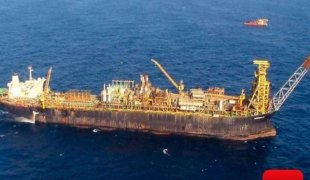 Navio plataforma de multinacional japonesa confirma vazamento de óleo na Bacia de Campos no RJ