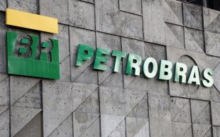 Bolsonaro segue privatizando o país: Petrobras anuncia venda de instalações no Amazonas