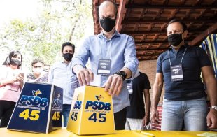 Bruno Covas, prefeito reeleito em São Paulo, assinará aumento de 46% no seu salário