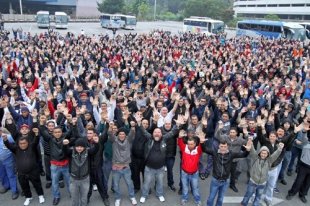 Trabalhadores da Ford SBC decretam greve contra mais de 200 demissões