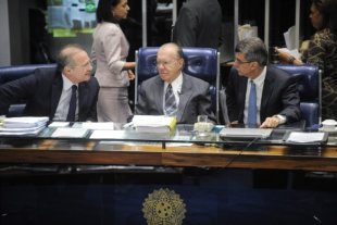 Renan, Jucá e Sarney formam organização criminosa contra a Lava Jato, segundo Janot