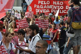 Contra Bolsonaro e o Congresso que atacam as universidades! Dinheiro pra educação e não pra dívida pública!