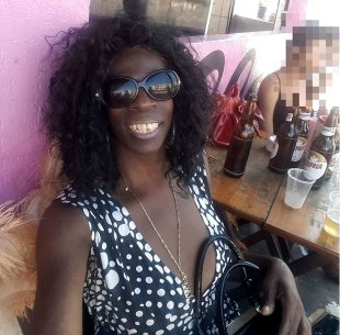 Travesti negra é assassinada a tiros no centro de Santos-SP