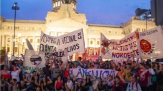 Assembleias de bairro e organizações argentinas se mobilizam contra Lei Omnibus de Milei